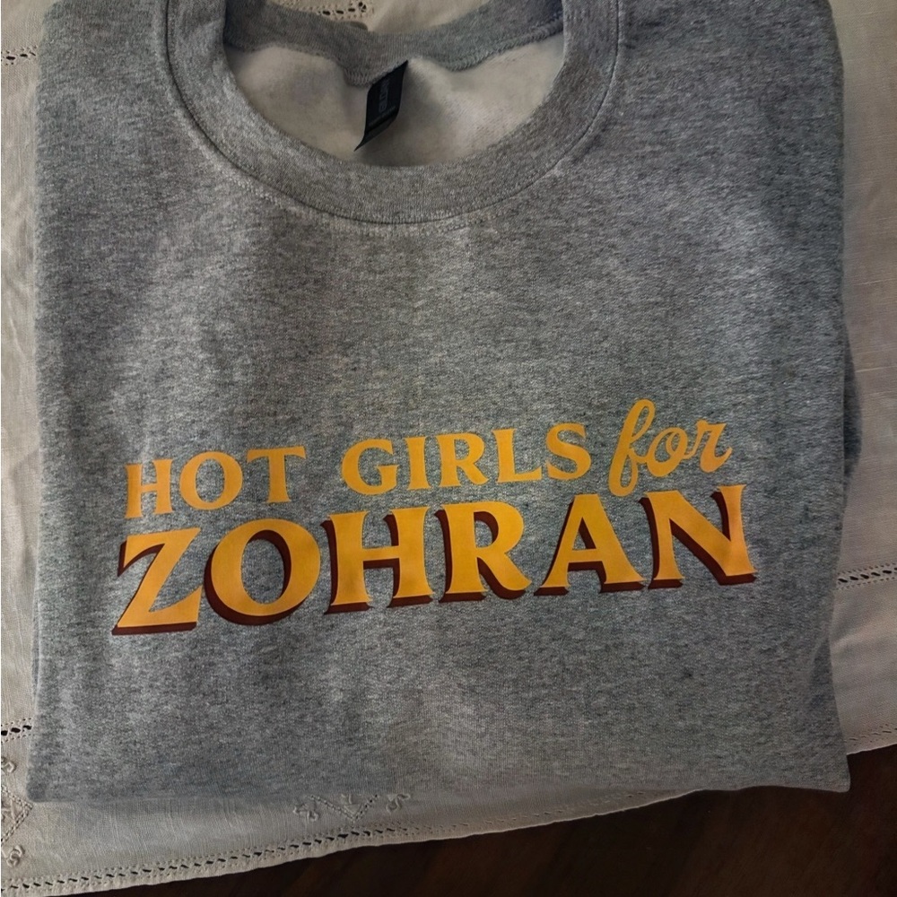 Hot Girls for Zohran BRAND NEW Gildan Heavy Blend Sweatshirt